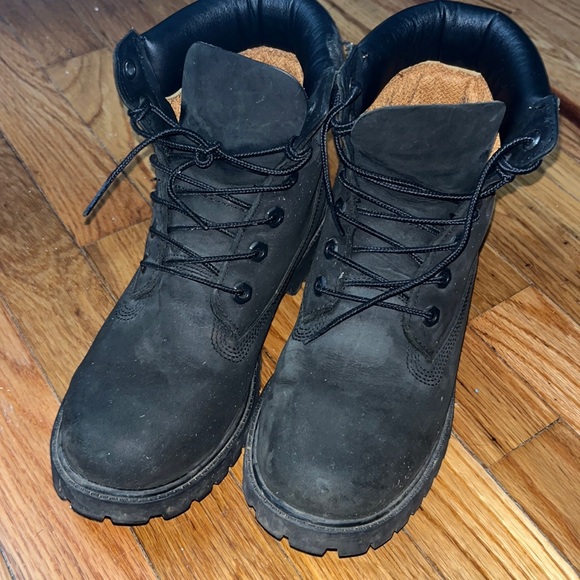 Timberlands - Picture 1 of 4